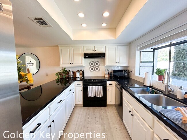 Building Photo - 2372 Altisma Way