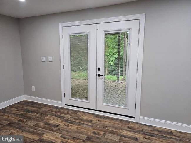 Building Photo - 133 Meadows Rd