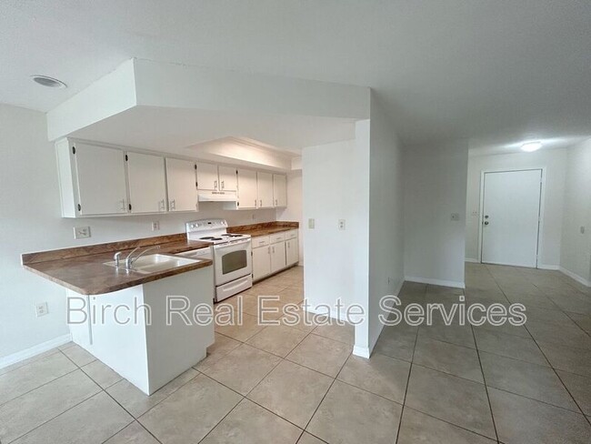 Building Photo - 2419 Mondale Ct