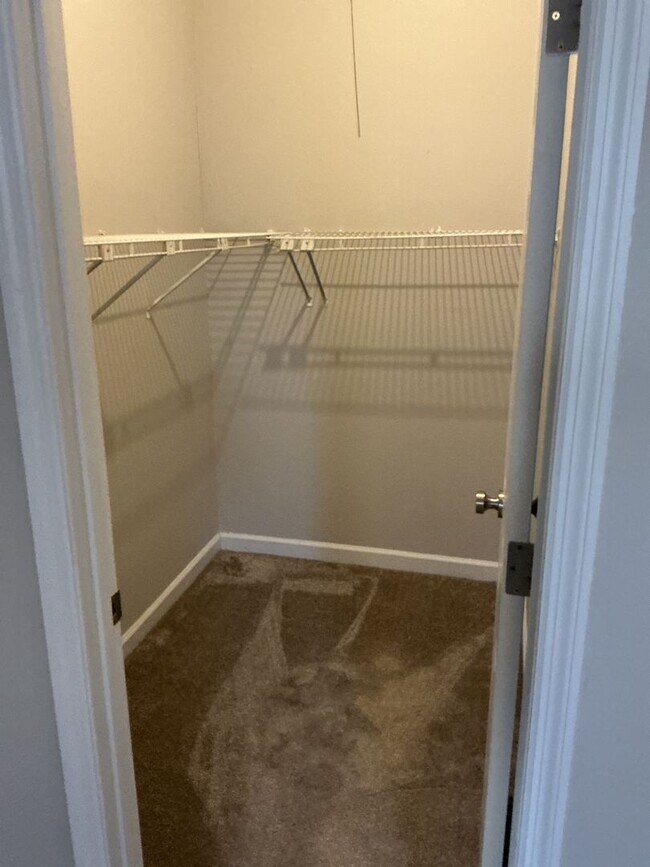 Building Photo - Bright & Updated 2BR with Hardwood Floors + In-Unit Laundry | Shaw / Botanical Area