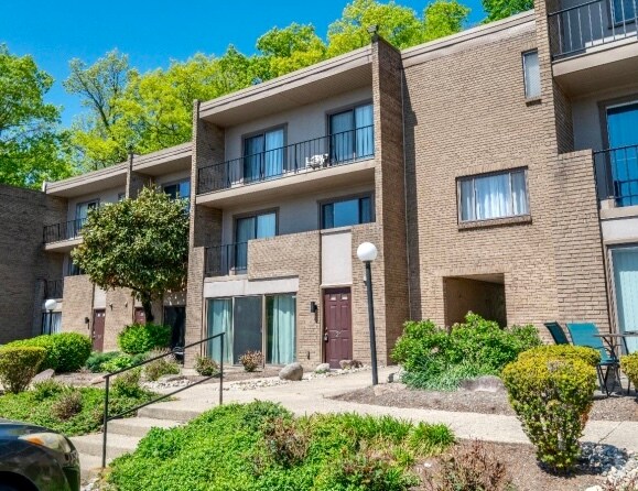 Building Photo - 2500 Warsaw Ave