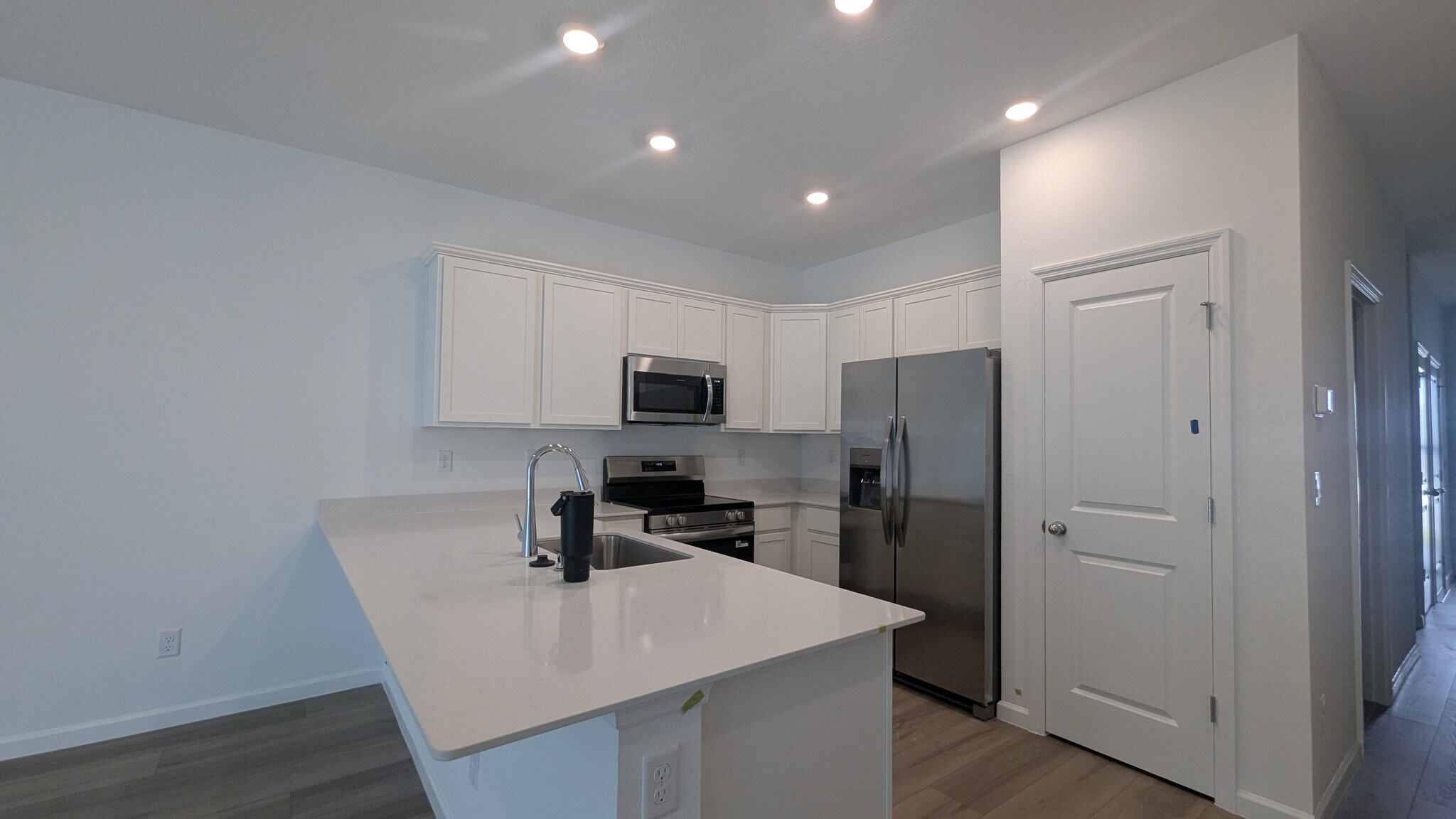 Building Photo - 577 Holly Lakes Dr