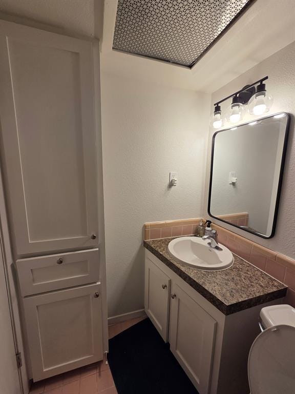 Building Photo - 1304 Mariposa Dr