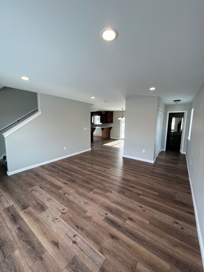 Building Photo - Duplex for rent in Quincy