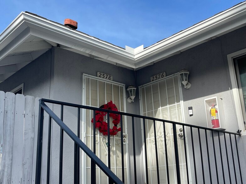 Building Photo - 2578 N Bourbon St