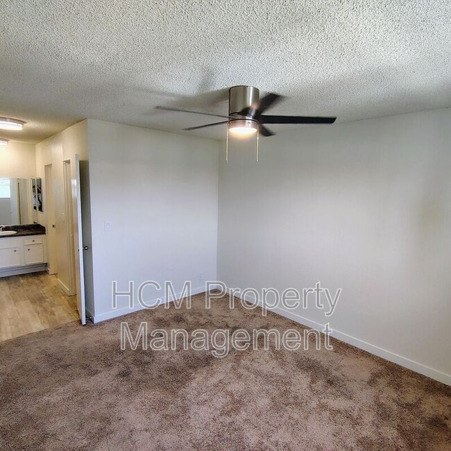 Building Photo - 11434 Calvert St