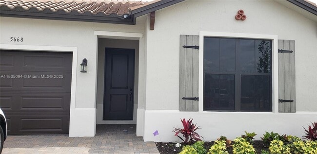 Building Photo - 5668 Cerva Ln