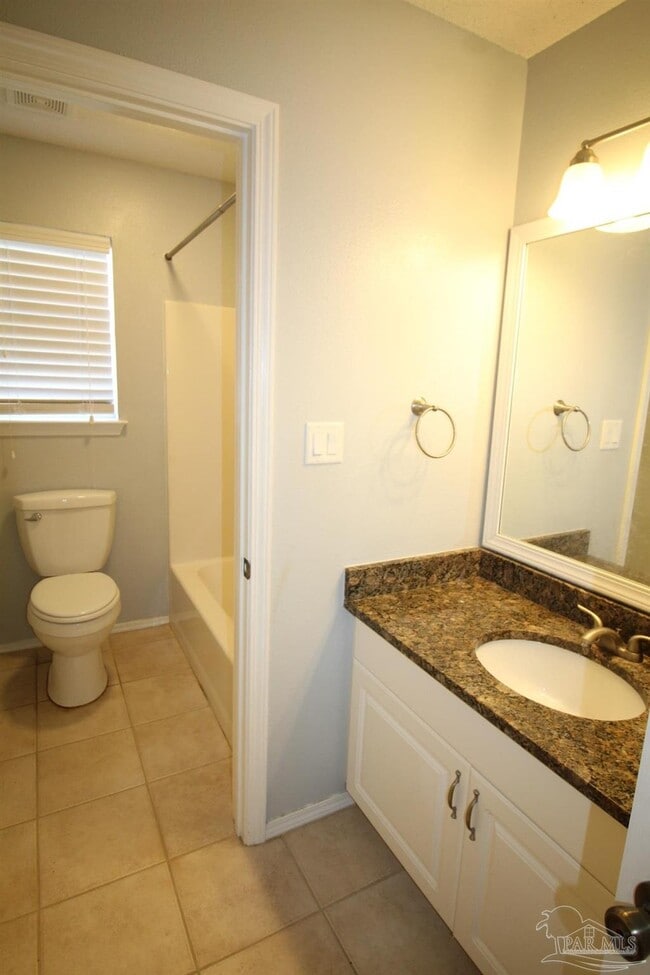 Building Photo - 1415 Cacao Ln
