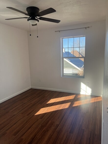 Building Photo - 708 Lowell Blvd