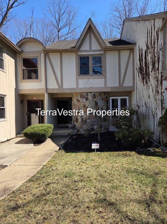 Building Photo - 3 Bed 2.5 Bath in Sicklerville! Eligible for $500 Security Deposit.