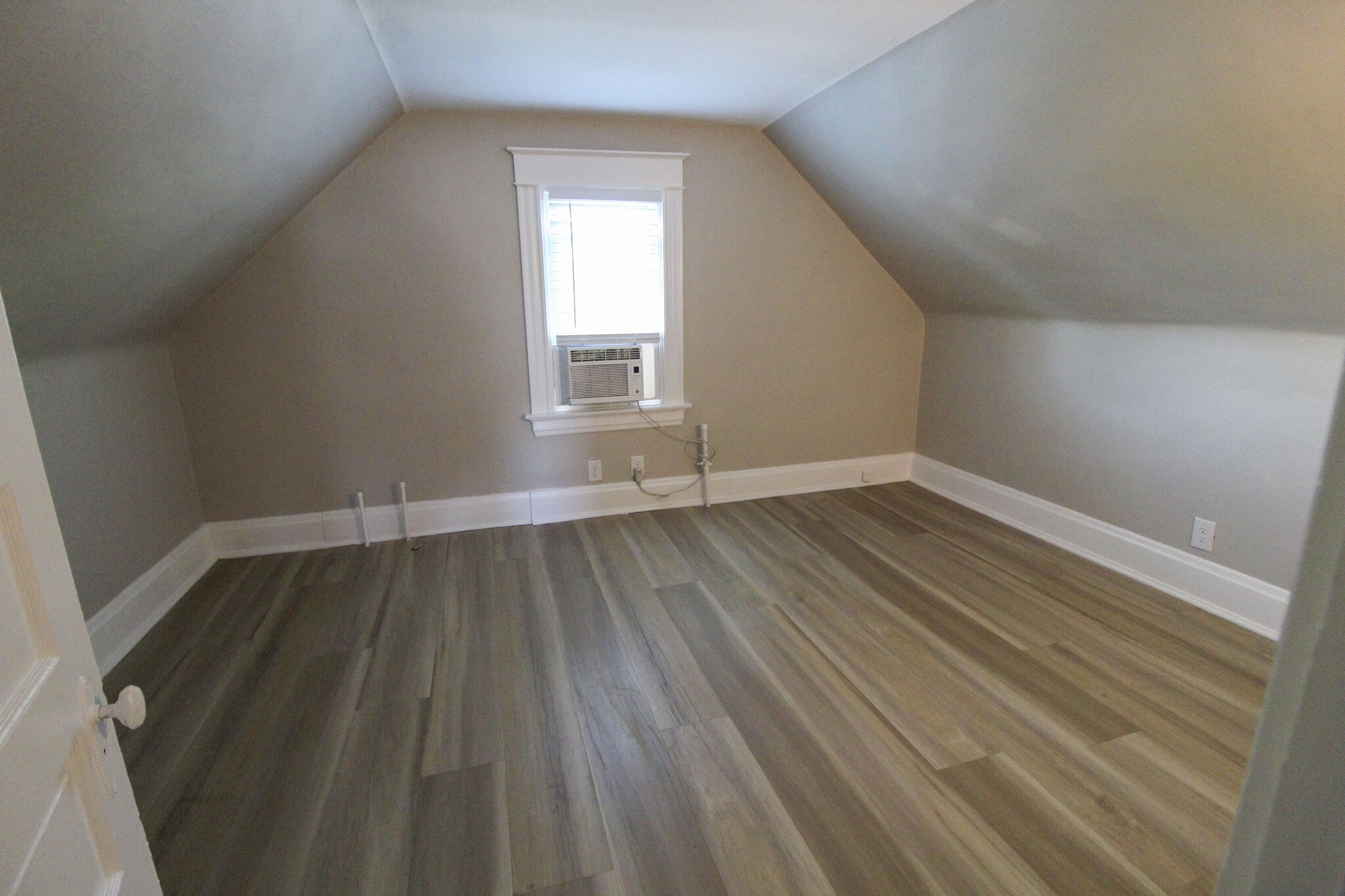 Bedroom 3 - 2621 Ida Ave