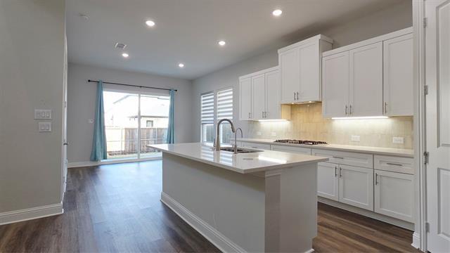 Building Photo - 11518 Brompton Dr