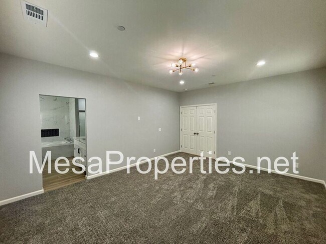 Building Photo - 14473 Dove Canyon Dr