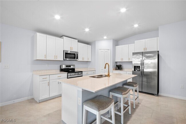 Building Photo - 17741 Paradiso Wy