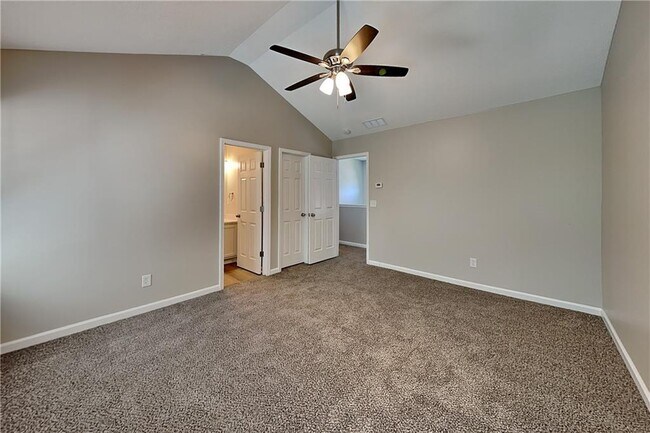 Building Photo - 28 Greystone Ridge