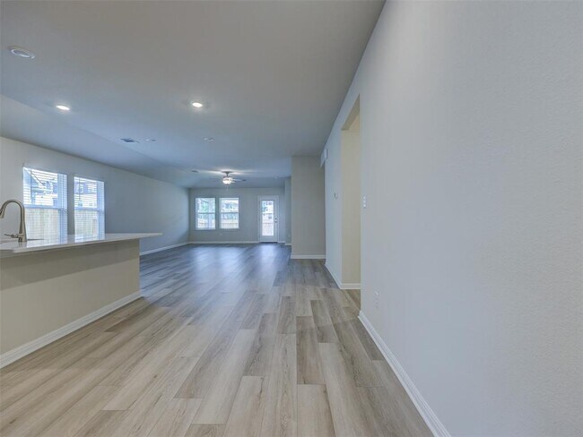Building Photo - 108 Greenspire Ln