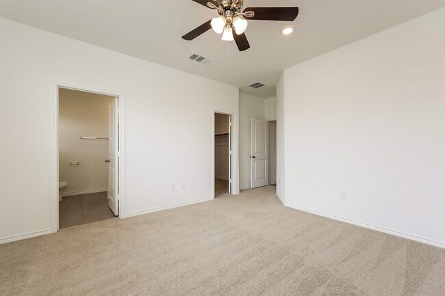 Building Photo - 16326 Vivid Creek Ct