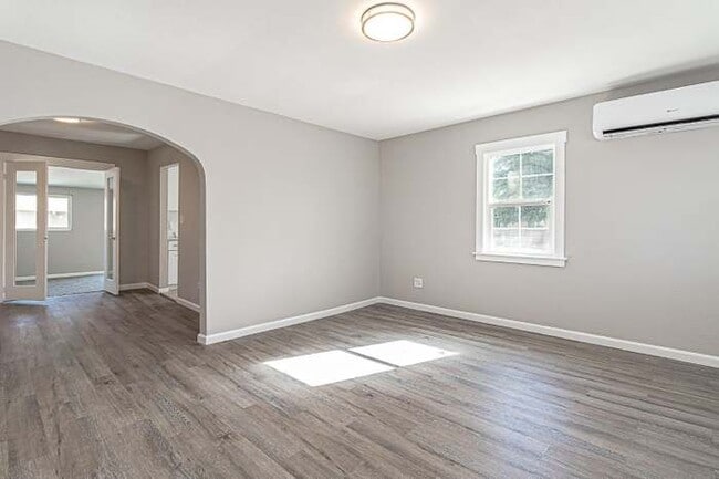 Building Photo - 155 N Bryan Ave
