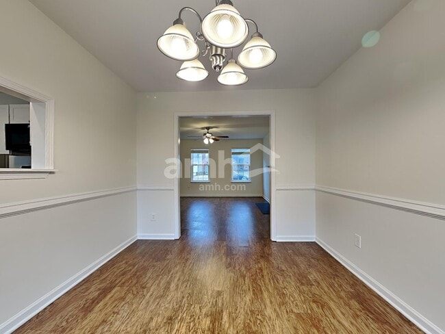 Building Photo - 3511 Valerie Dr