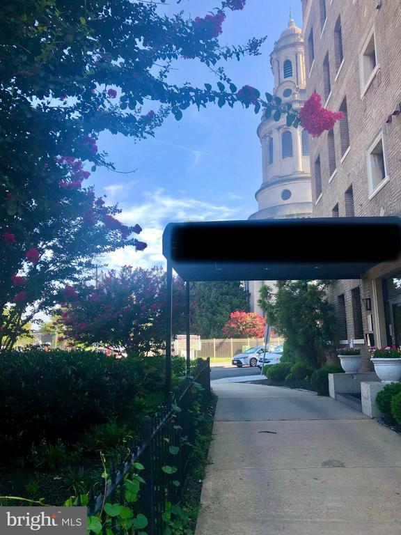 Building Photo - 2901 16th St NW