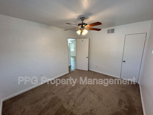 Building Photo - 2812 N 35th St