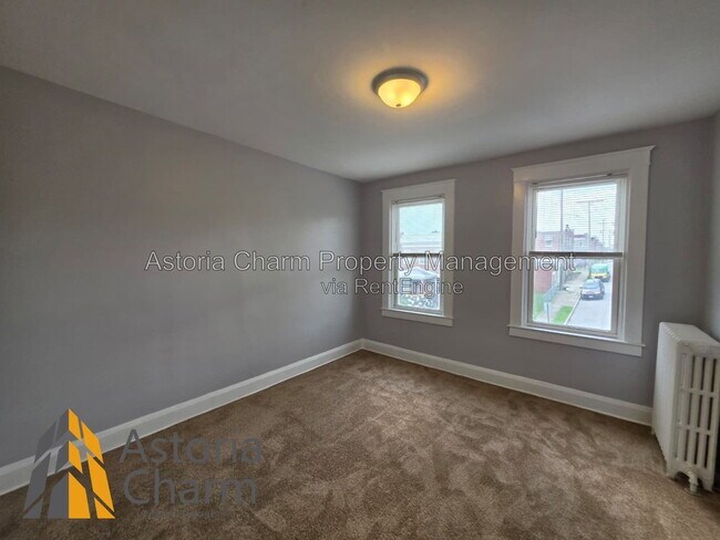 Building Photo - 3016 Pelham Ave