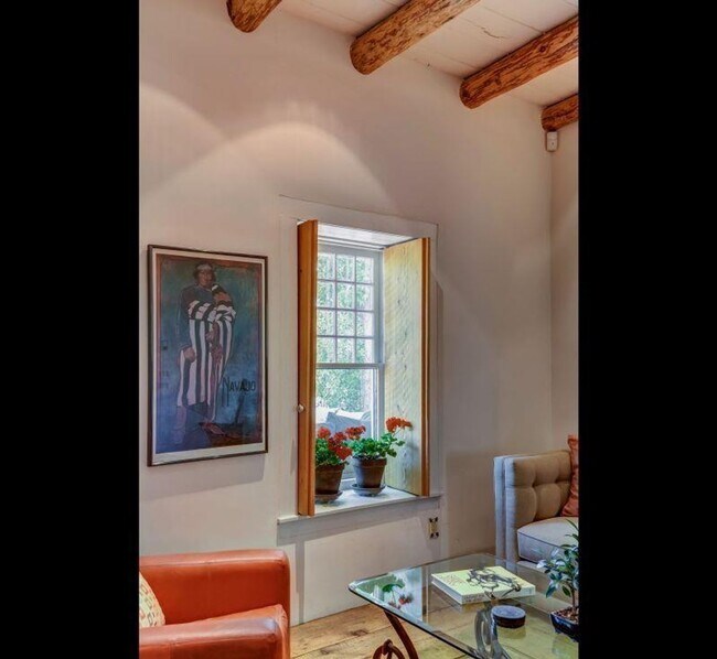 Building Photo - Live in a Piece of Santa Fe’s History – Av...
