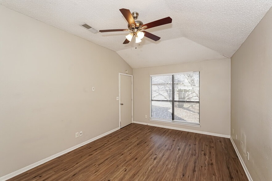 Building Photo - 416 Rifleman Trail