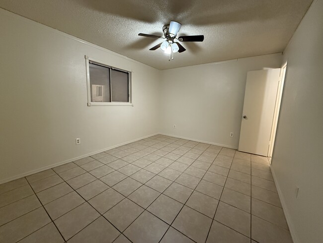 3rd Bedroom - 126 W Barrus Pl