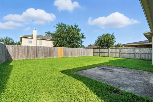 Building Photo - 8222 Sugar Cane Dr