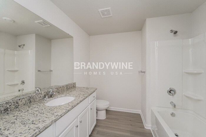 Building Photo - 5109 Wolfridge Ave