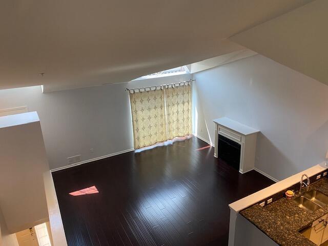 Building Photo - 119 W Oakbrook Dr