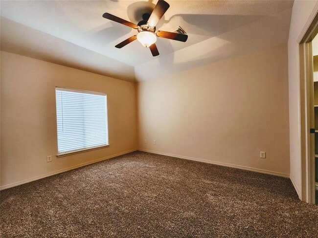 Building Photo - 4315 Stonebrook Ln