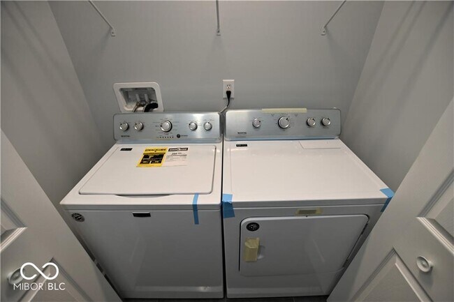 Building Photo - 2959 N Delaware St