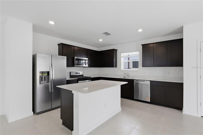 Building Photo - 33444 Binding Ties Ln