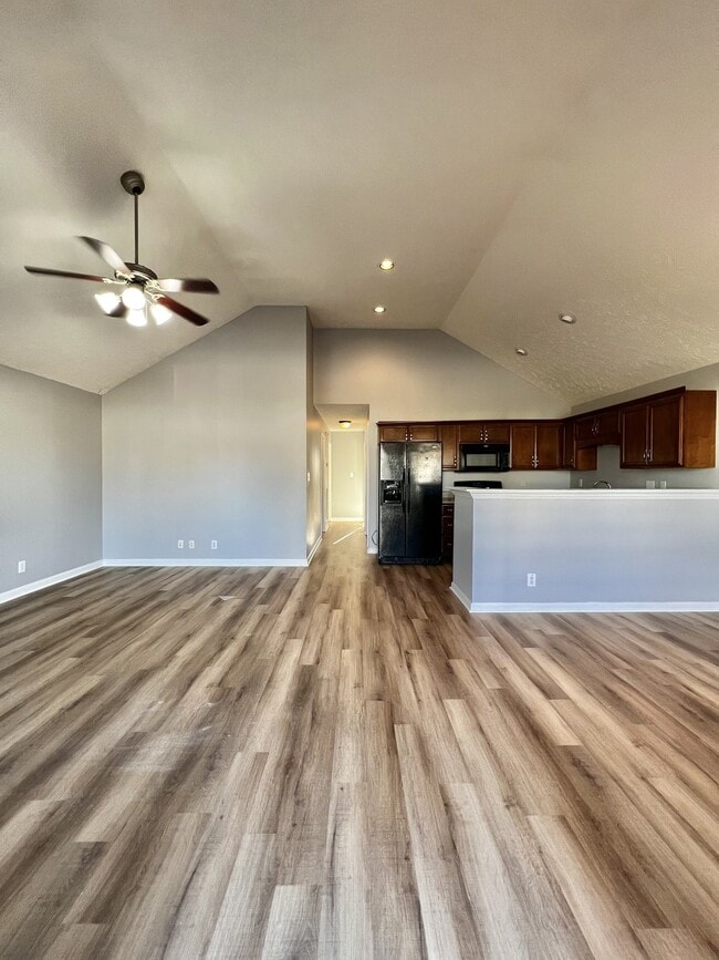 Building Photo - 3444 Fox Run Dr. Clarksville, Tn 37042