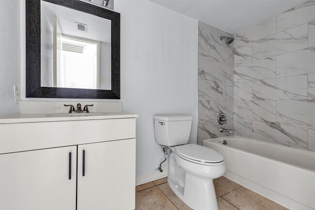 Building Photo - 4406 Kacee Dr