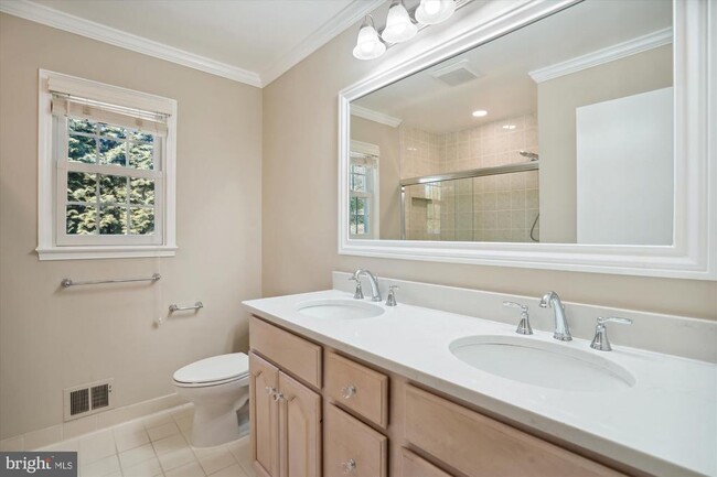 Building Photo - 7722 Desdemona Ct