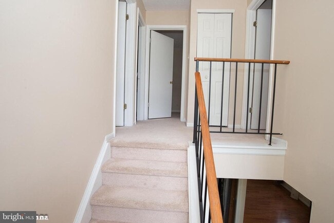 Building Photo - 6128 Hoskins Hollow Cir