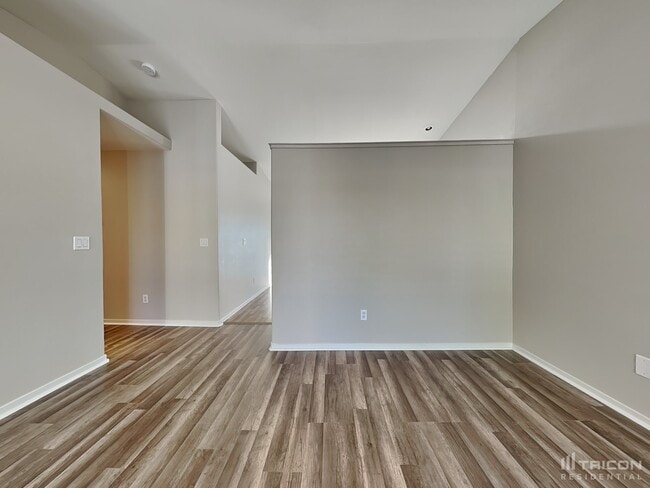Building Photo - 18196 Almondleaf Ct