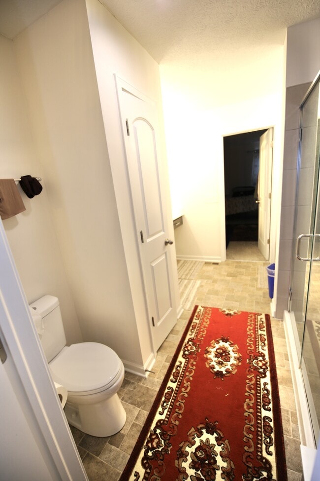 Building Photo - 216 Old Bay Dr