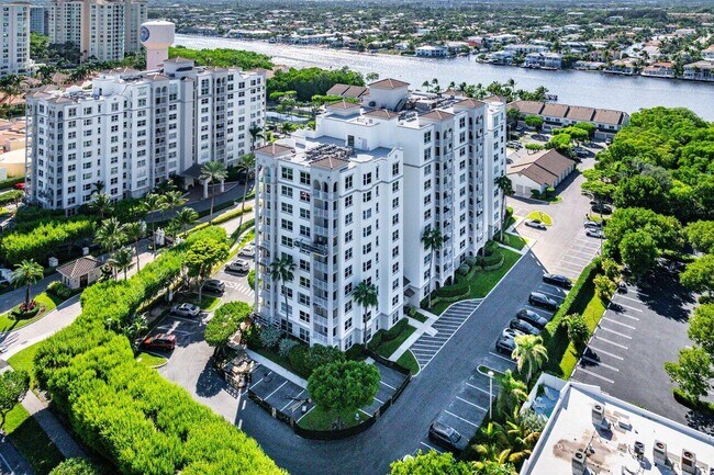 Building Photo - 3594 S Ocean Blvd
