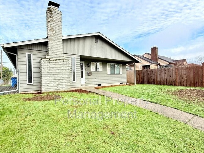 Building Photo - 414 W 39th St