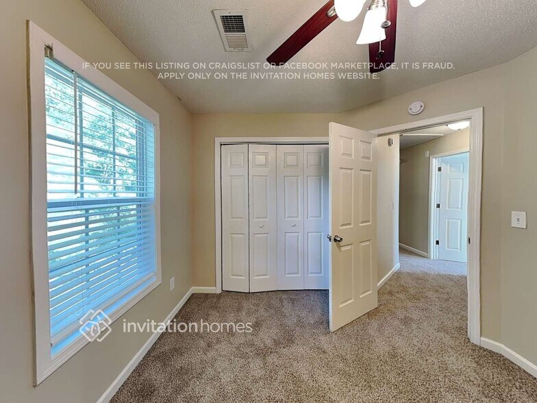 Building Photo - 5881 Newnan Ct