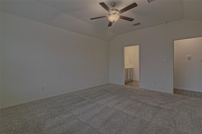 Building Photo - 108 Pumpkin Dr