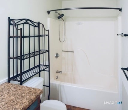 Building Photo - 49 Day St