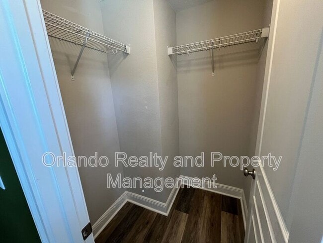 Building Photo - 2697 E Washington St