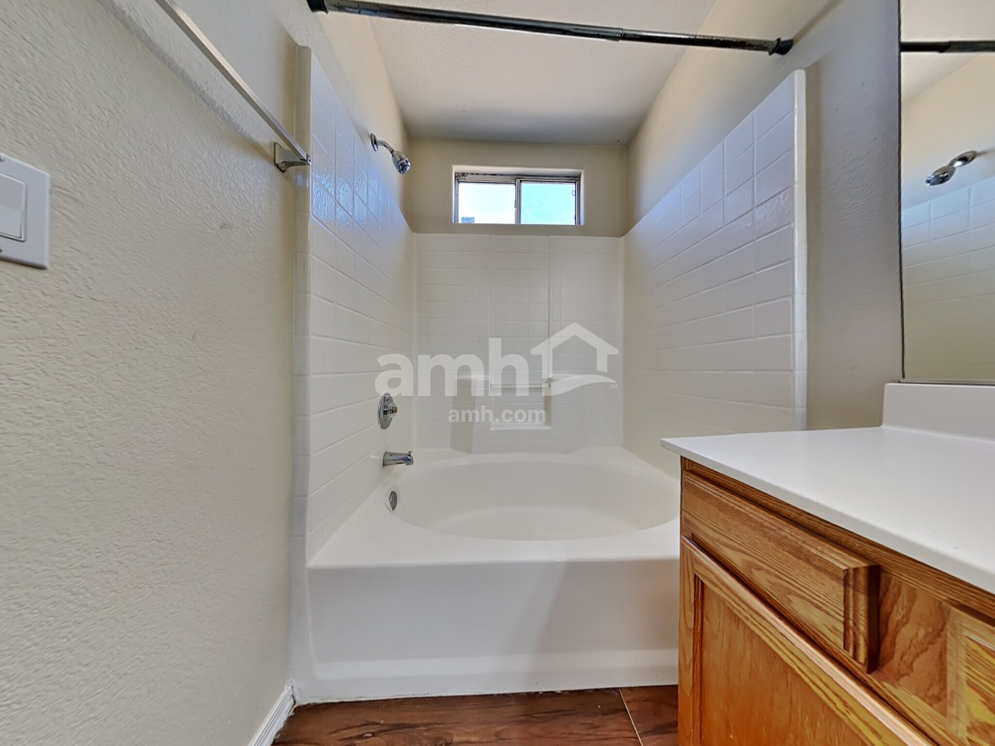 Building Photo - 8208 W Apache St