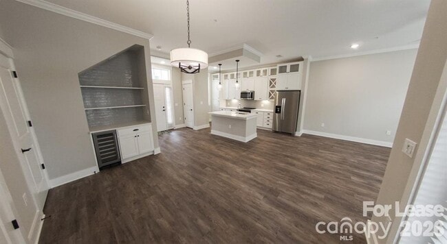 Building Photo - 17014 Fairmount Way