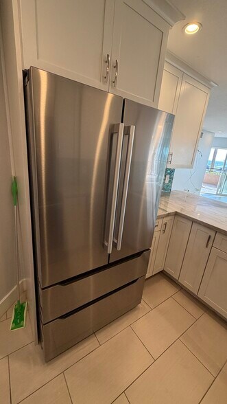 Building Photo - 1200 Pacific Coast Hwy